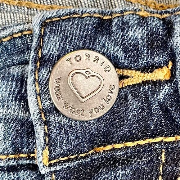 Torrid Relax Bootcut Fit Blue Jeans 14 R - Picture 7 of 10